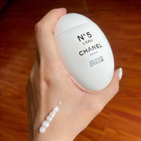 chanel 5 creme|is chanel moisturizer worth it.